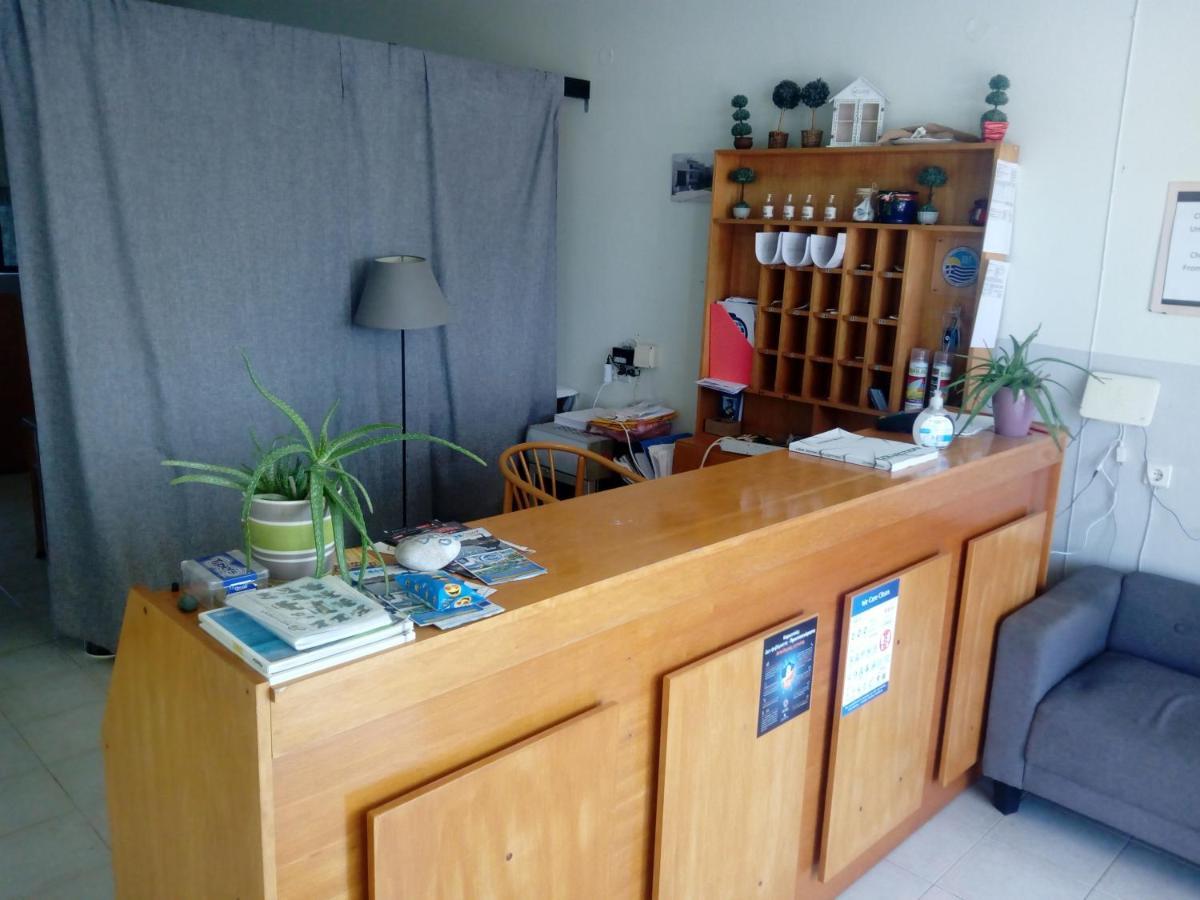 Debbi Appartments And Hotel イアリソス エクステリア 写真